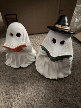 2 Pcs Halloween Decorations Indoor - Light Up Reading Ghost Couple
